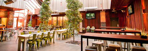 The Coach & Horses Hotel - Tourism Cairns 3