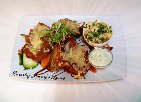 Victoria Park Hotel - Tourism Cairns 1