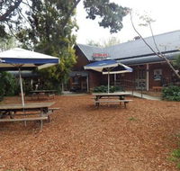 Victoria Hotel - Tourism Cairns