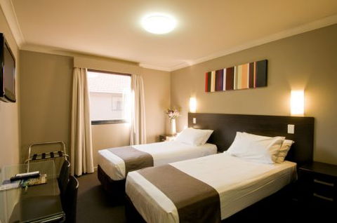 Blackbutt Inn - Tourism Cairns 5