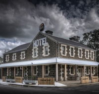 Inverleigh Hotel - Tourism Cairns