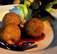 Via Napoli Pizzeria - Tourism Cairns