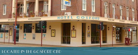 Hotel Gosford - Tourism Cairns 1