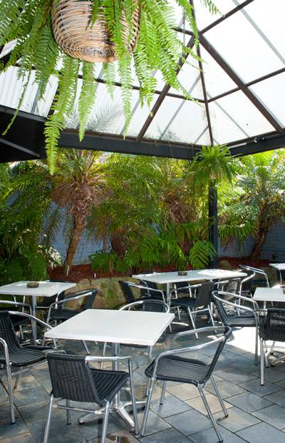 Hotel Gosford - Tourism Cairns 4