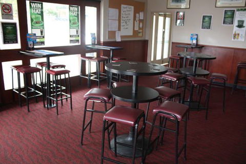 The Bennett Hotel - Tourism Cairns 0