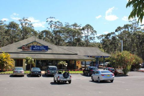 Bonny Hills Beach Hotel - Tourism Cairns 3