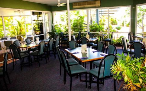 KBR’s Licensed Restaurant - Tourism Cairns 0