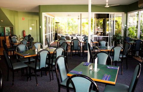 KBR’s Licensed Restaurant - Tourism Cairns 1