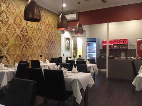 Aromas Of India Restaurant - Tourism Cairns 6