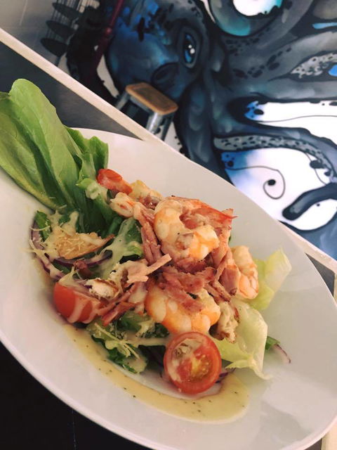 71 Wharf Restaurant - Tourism Cairns 4