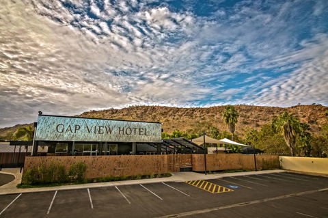 Gap View Hotel - Tourism Cairns 0