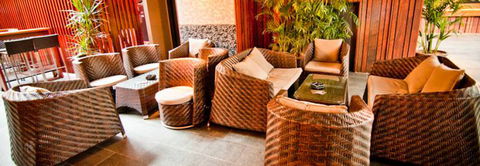 The Coach & Horses Hotel - Tourism Cairns 1