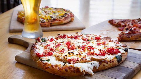Alfresco Pizzeria & Wine Bar - Tourism Cairns 1
