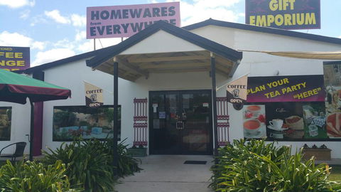 Homewares From Everywhere - Tourism Cairns 3