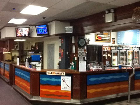 Tennant Creek Memorial Club - Tourism Cairns 2