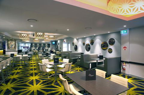 Maryborough RSL - Tourism Cairns 0