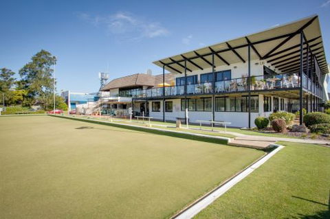 Taree Leagues Sports Club - Tourism Cairns 0