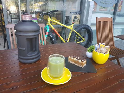 Gobblegutz Espresso Bar & Gourmet Food Store - Tourism Cairns 0