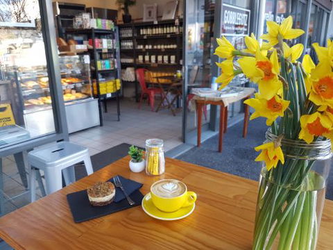 Gobblegutz Espresso Bar & Gourmet Food Store - Tourism Cairns 1