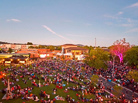 Albury Carols By Candlelight - Tourism Cairns 1