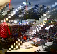 A Luminous Christmas at The Entrance - Tourism Cairns