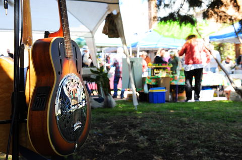 Church Markets - Tourism Cairns 0