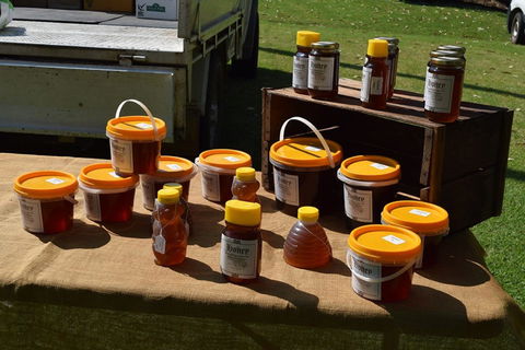 Corowa Rotary Federation Festival Market - Tourism Cairns 2