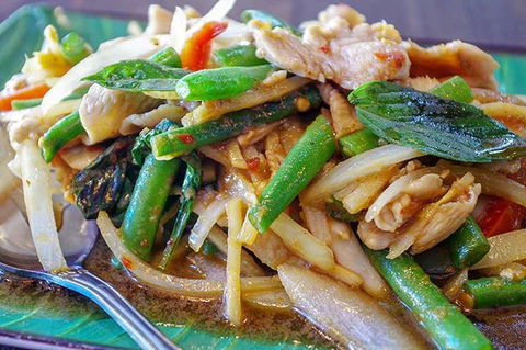 Khot Thai Restaurant - Tourism Cairns 3