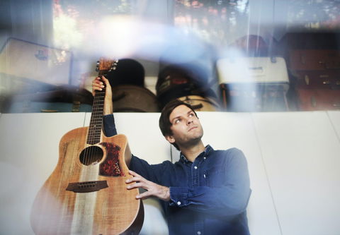 Fusion Boutique Presents Daniel Champagne Live - Tourism Cairns 0