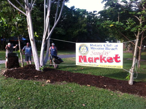 Mission Beach Markets - Tourism Cairns 0