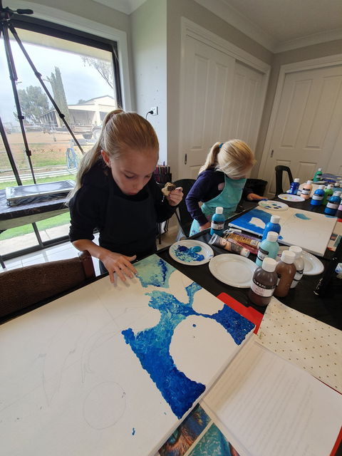 School Holidays - Kids Art Class - Painting - Tourism Cairns 1