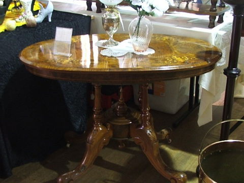 Berry Antiques And Collectables Fair - Tourism Cairns 0