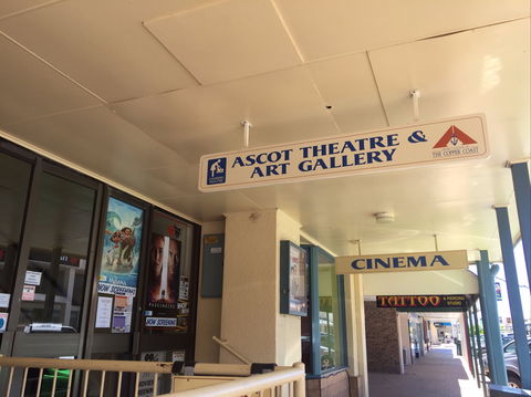 Christmas Gift Shop At The Ascot Community Exhibition  Art Gallery - Tourism Cairns 0
