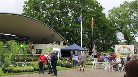 Cooma Rotary Markets - Tourism Cairns 2