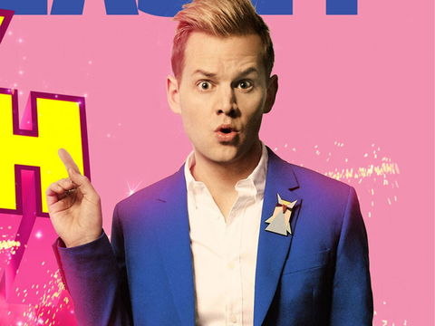 JOEL CREASEY – MESSY BITCH - Tourism Cairns 0