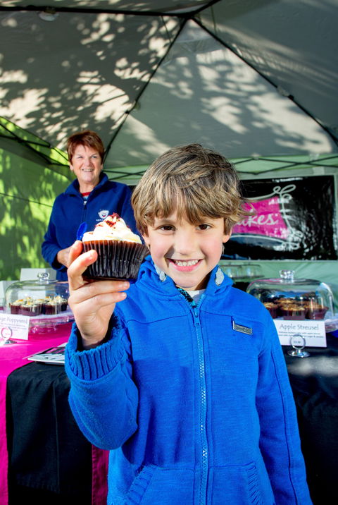 Kempsey Riverside Markets - Tourism Cairns 0