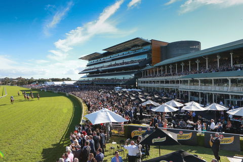 Moët And Chandon Spring Champion Stakes Day - Tourism Cairns 1