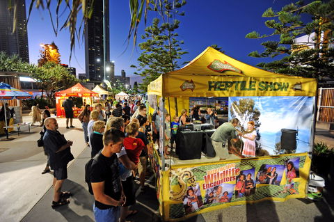 Surfers Paradise Beachfront Markets - Tourism Cairns 0
