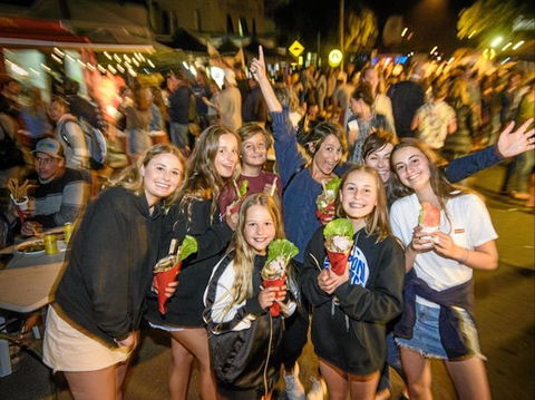 Eat Street Yamba - Tourism Cairns 1