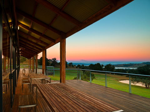 Father's Day Lunch At Holmesglen At Eildon - Tourism Cairns 0