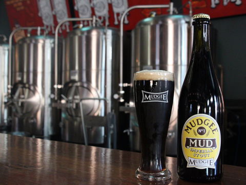 Friday Brews And Tunes At The Brewery - Tourism Cairns 0