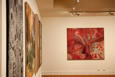 Hadley's Art Prize - Tourism Cairns 1