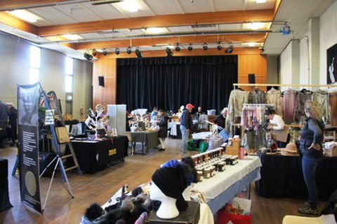 Jindabyne Hall Markets - Tourism Cairns 0