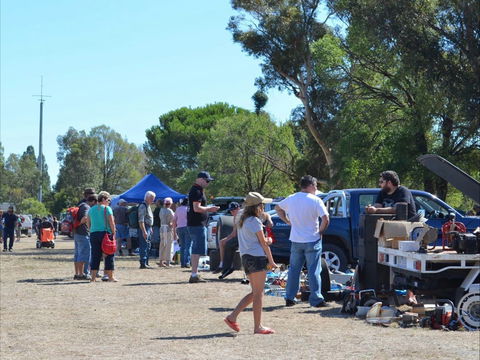 Jindera Community Garage Sale - Tourism Cairns 0