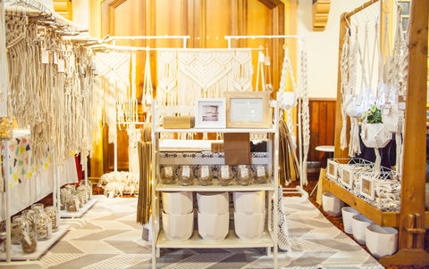 NW Niche Christmas Market In Burnie - Tourism Cairns 2