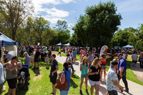 Swan Hill Farmers Market - Tourism Cairns 0