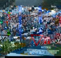 Yamba Twilight Street Markets - Tourism Cairns