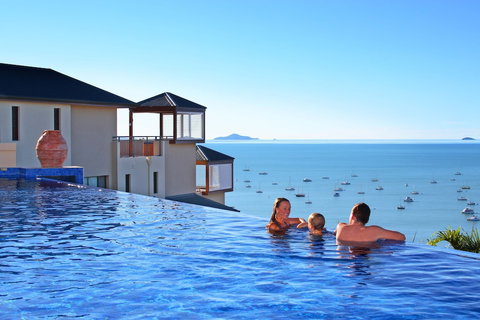 Pinnacles Resort - Tourism Cairns 1