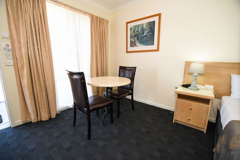 Sandown Heritage Motel - Tourism Cairns 4