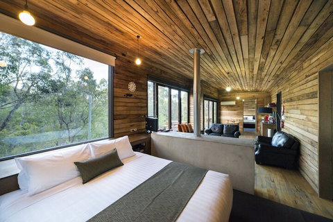 DULC Cabins - Tourism Cairns 4